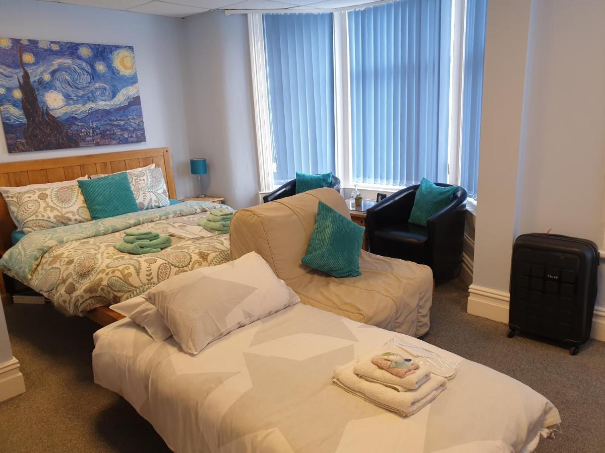 New Bond Hotel - Blackpool, Blackpool